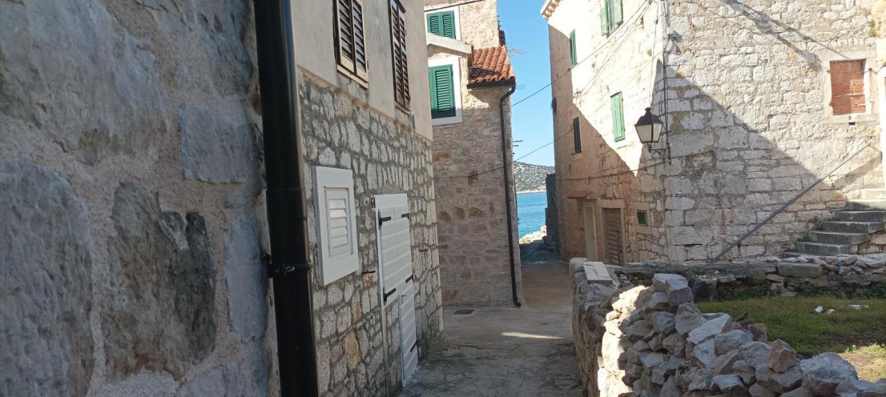 Ferienwohnung Ema Prvic Sepurine Exterior foto
