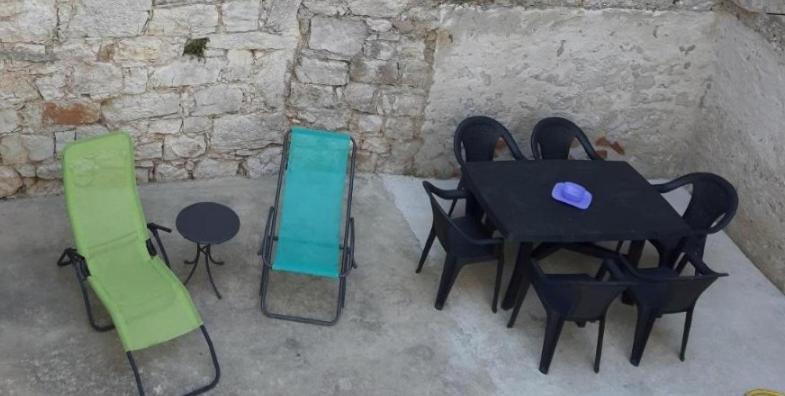 Ferienwohnung Ema Prvic Sepurine Exterior foto