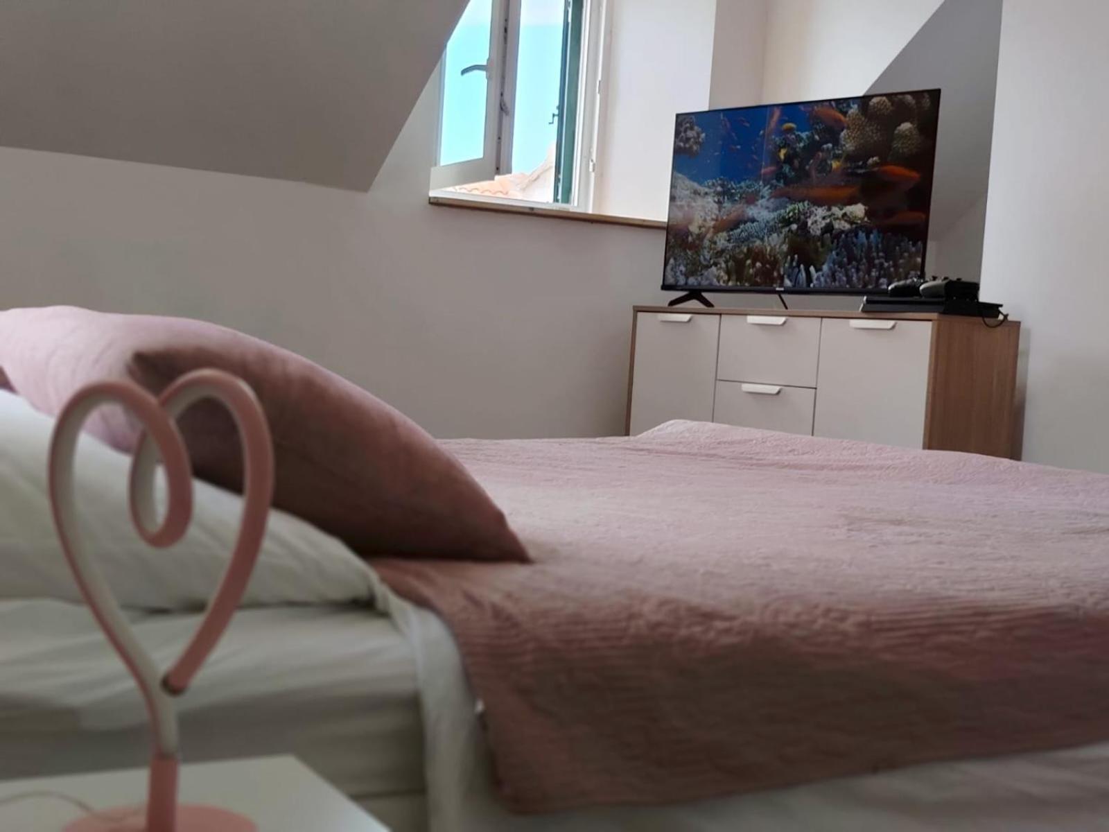Ferienwohnung Ema Prvic Sepurine Exterior foto